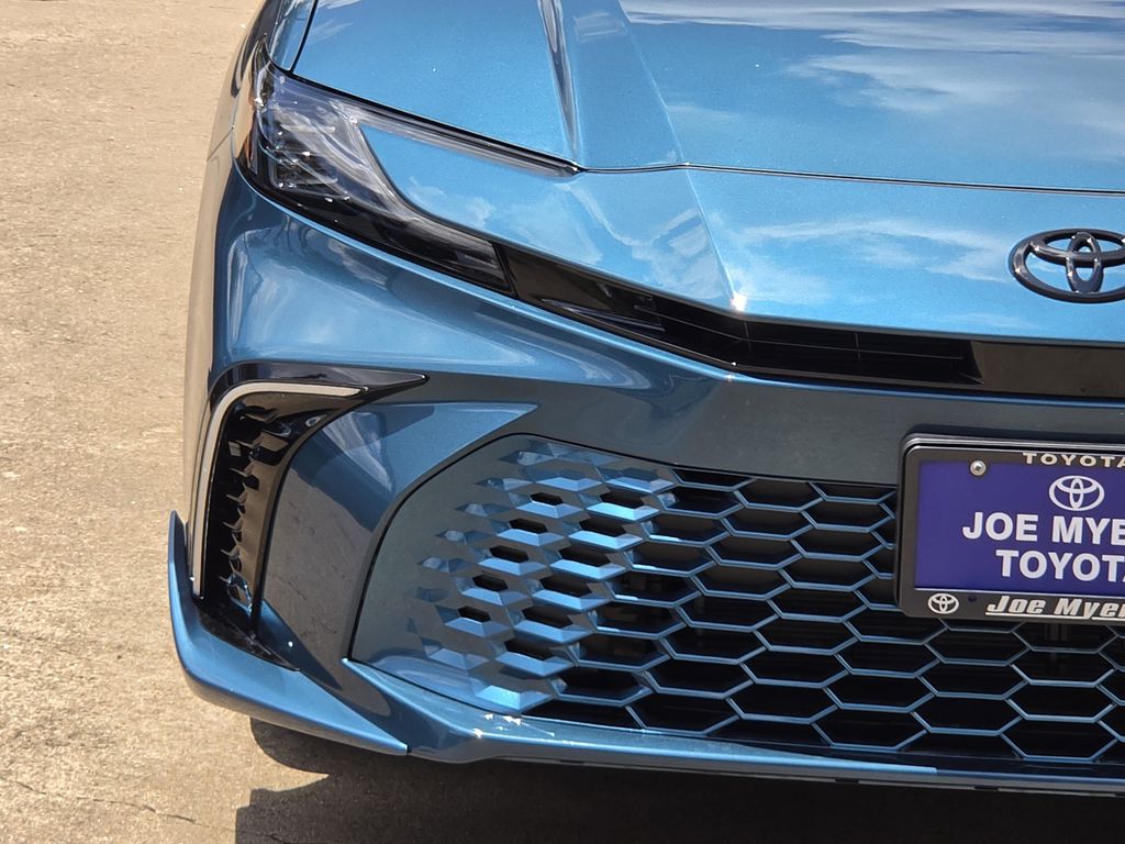 New 2026 Ocean Gem Toyota XSE image 5