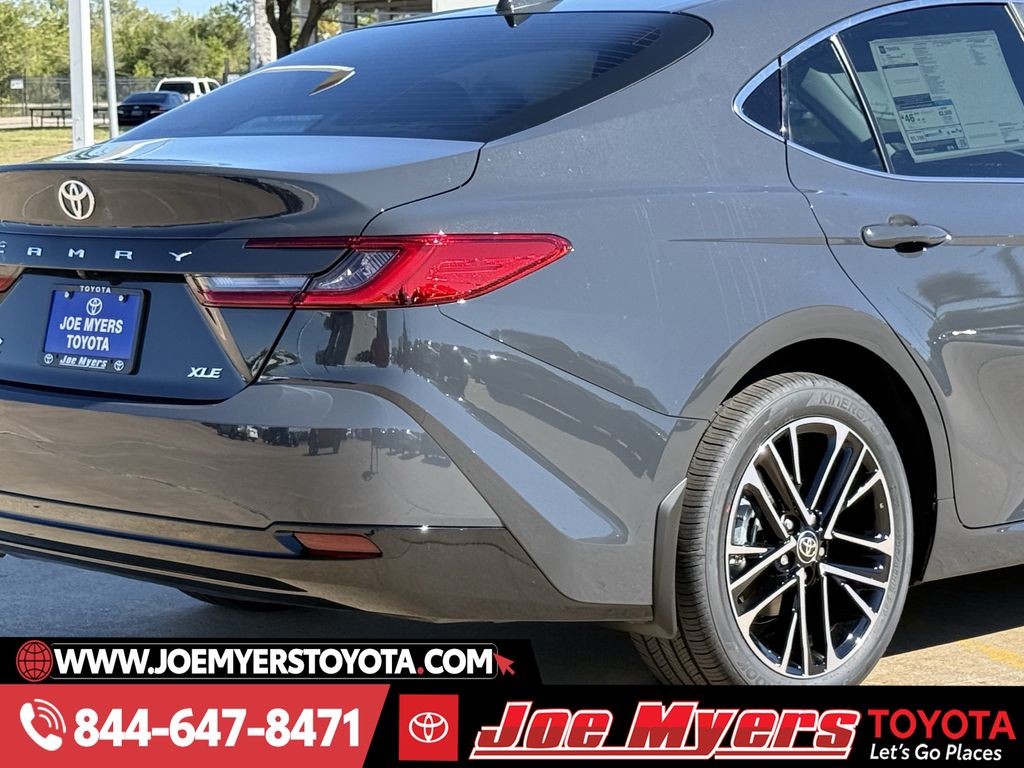 New 2026 Underground Toyota XLE image 7