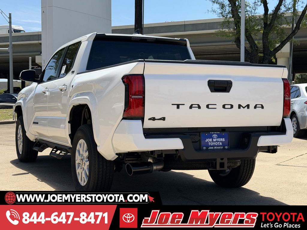 New 2026 Ice Cap Toyota SR5 image 7