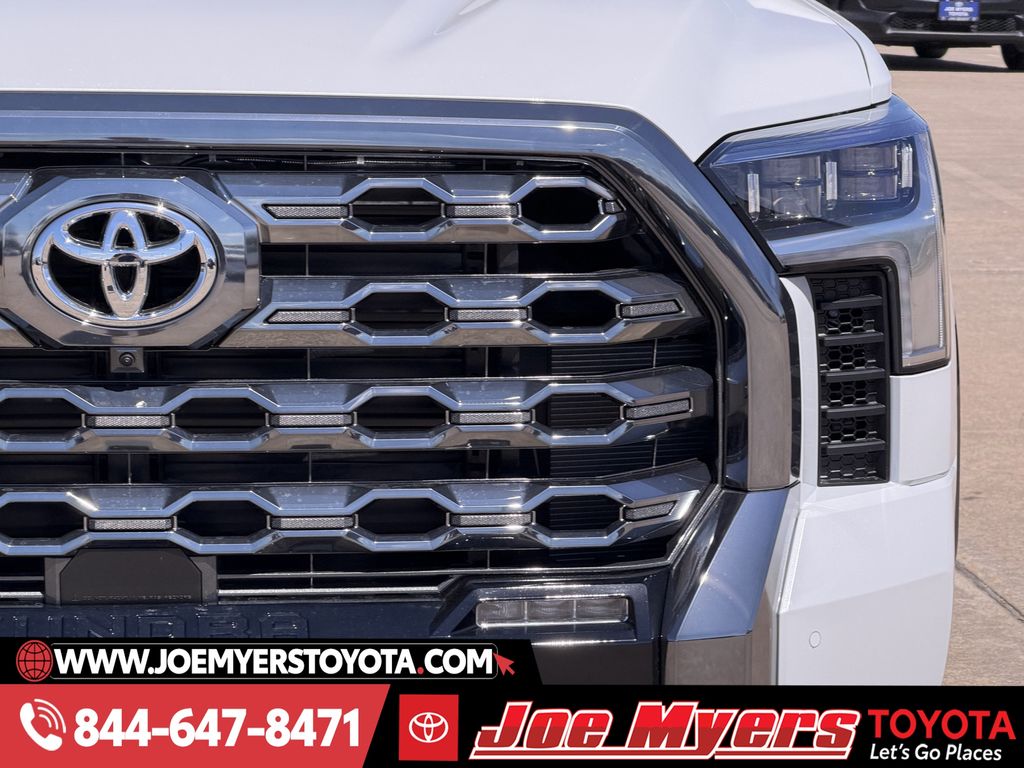 New 2026 Wind Chill Pearl Toyota Platinum image 4