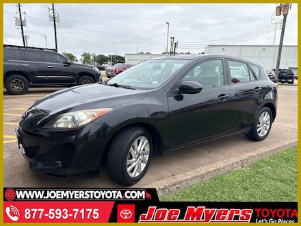 2013 Mazda Mazda3 i Touring Hatchback