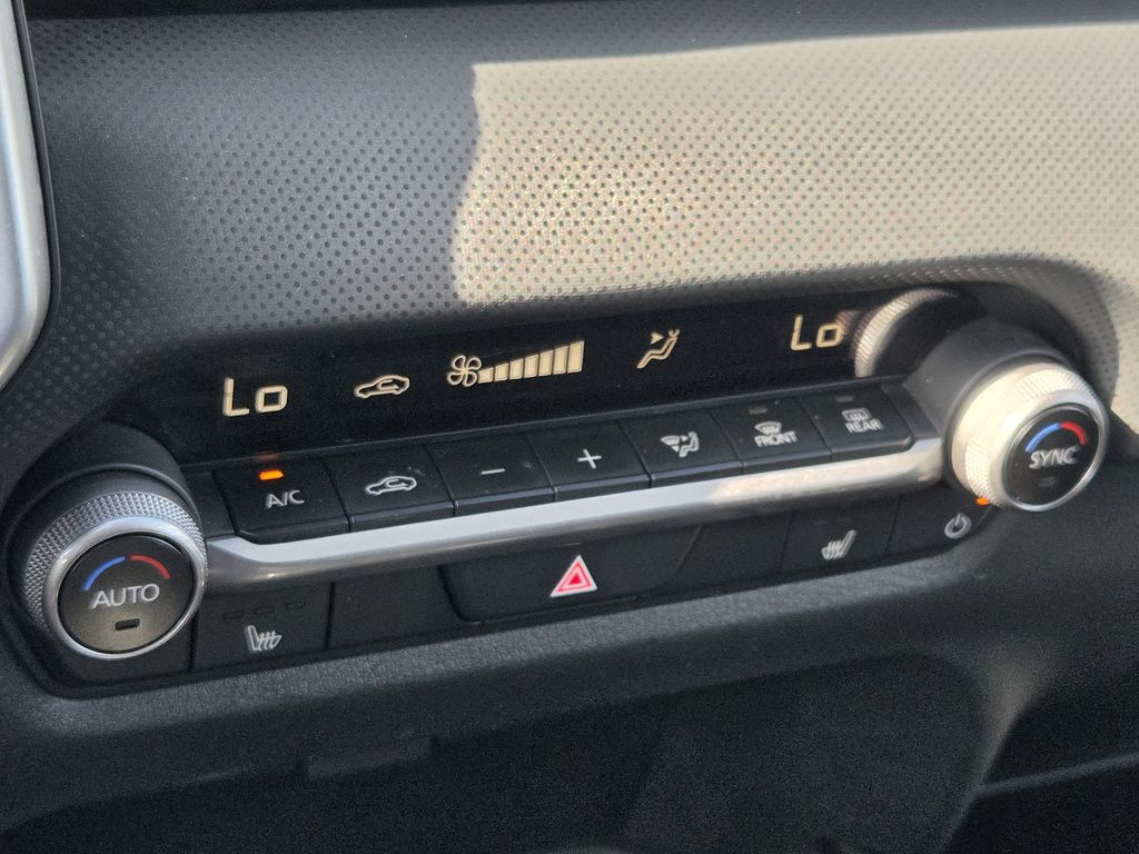Used 2025 Wind Chill Pearl Mazda 2.5 S Preferred Package image 19