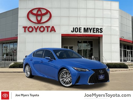 2022 LEXUS IS 300 Sedan