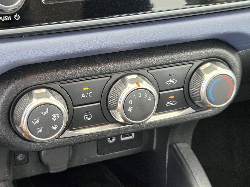 Used 2024 Electric Blue Metallic Nissan 1.6 SV image 19