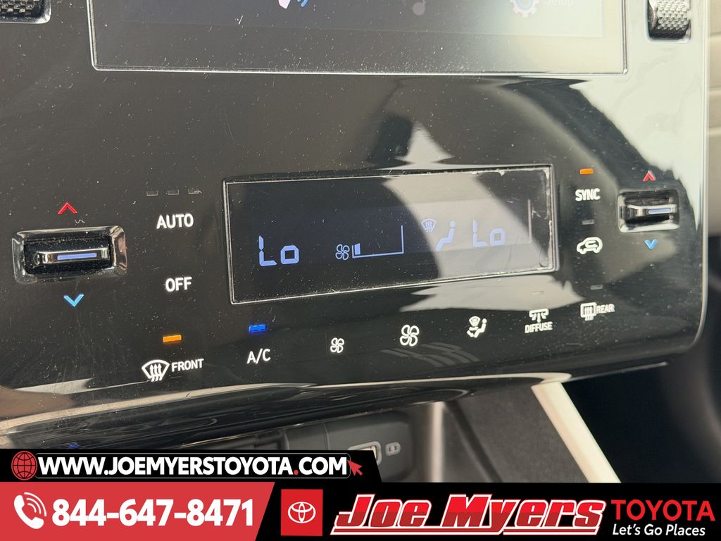 Used 2024 Black Pearl Hyundai SEL image 20