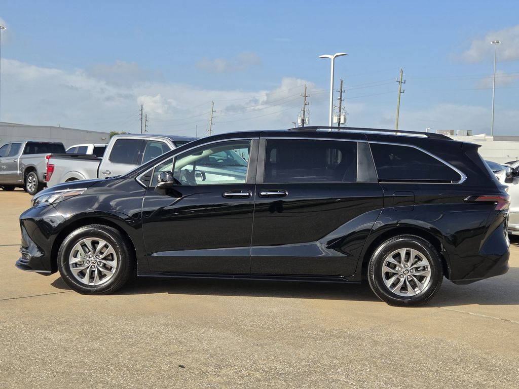 Used 2026 Midnight Black Metallic Toyota XLE image 6