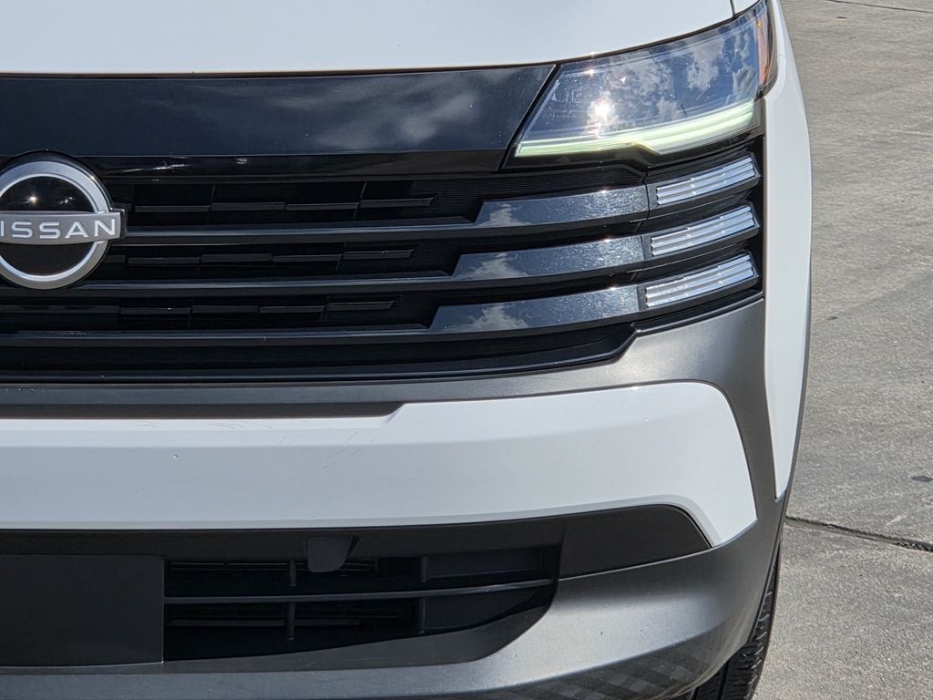 Used 2025 Fresh Powder Nissan S image 4