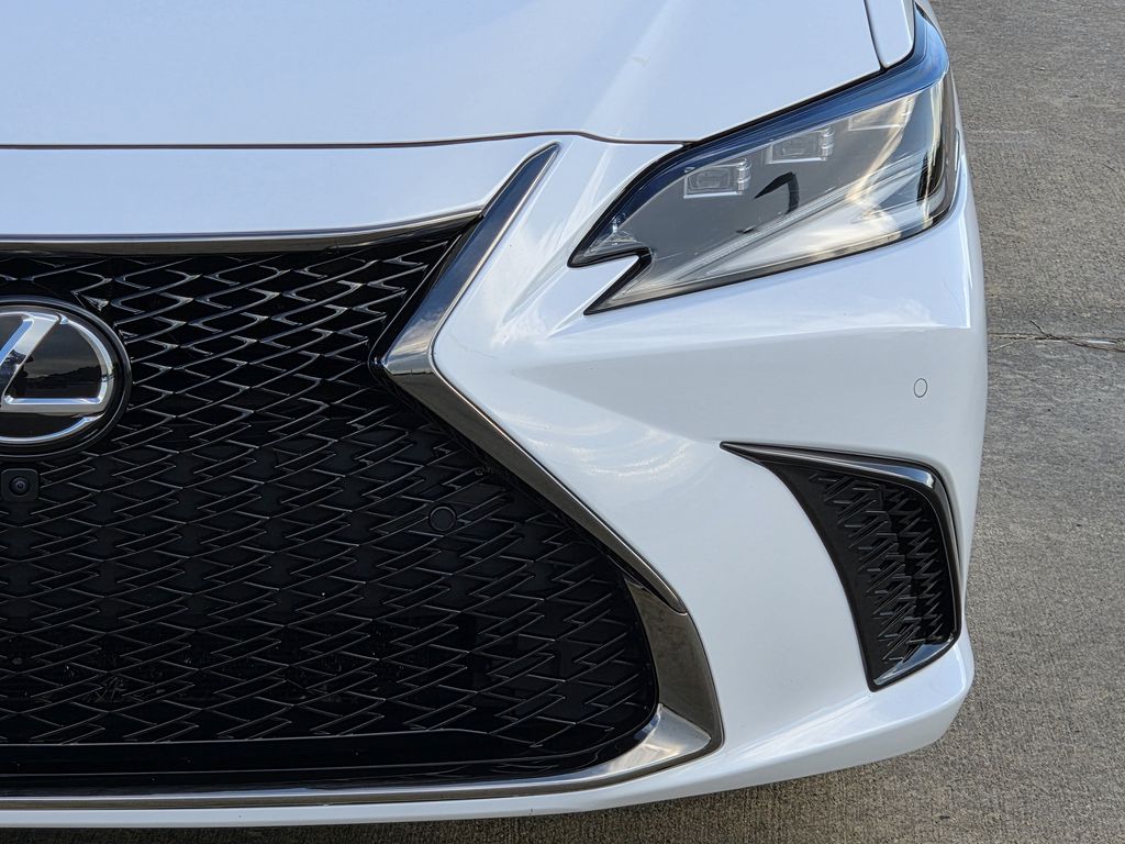 Used 2023 Ultra White Lexus 350 F Sport image 4