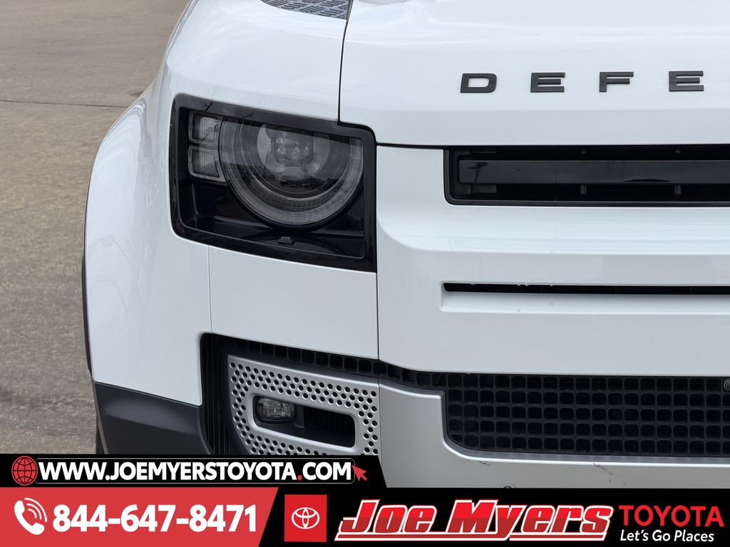 Used 2024 Fuji White Land Rover S image 5