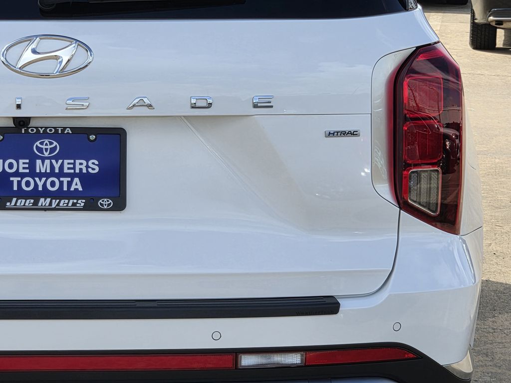 Used 2023 Hyper White Hyundai Limited image 9