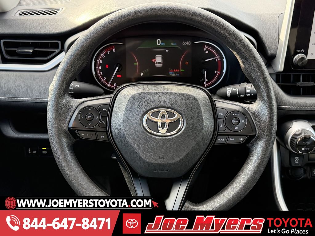 Used 2025 Silver Sky Metallic Toyota XLE image 15