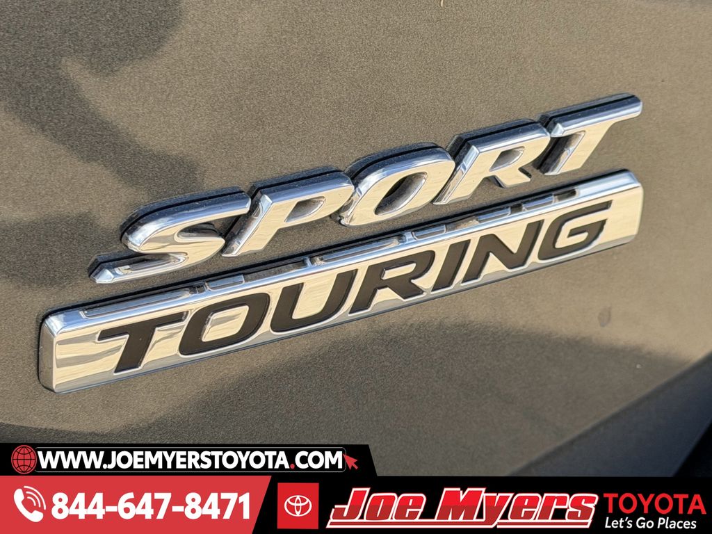 Used 2025 Meteorite Gray Metallic Honda Sport Touring image 11
