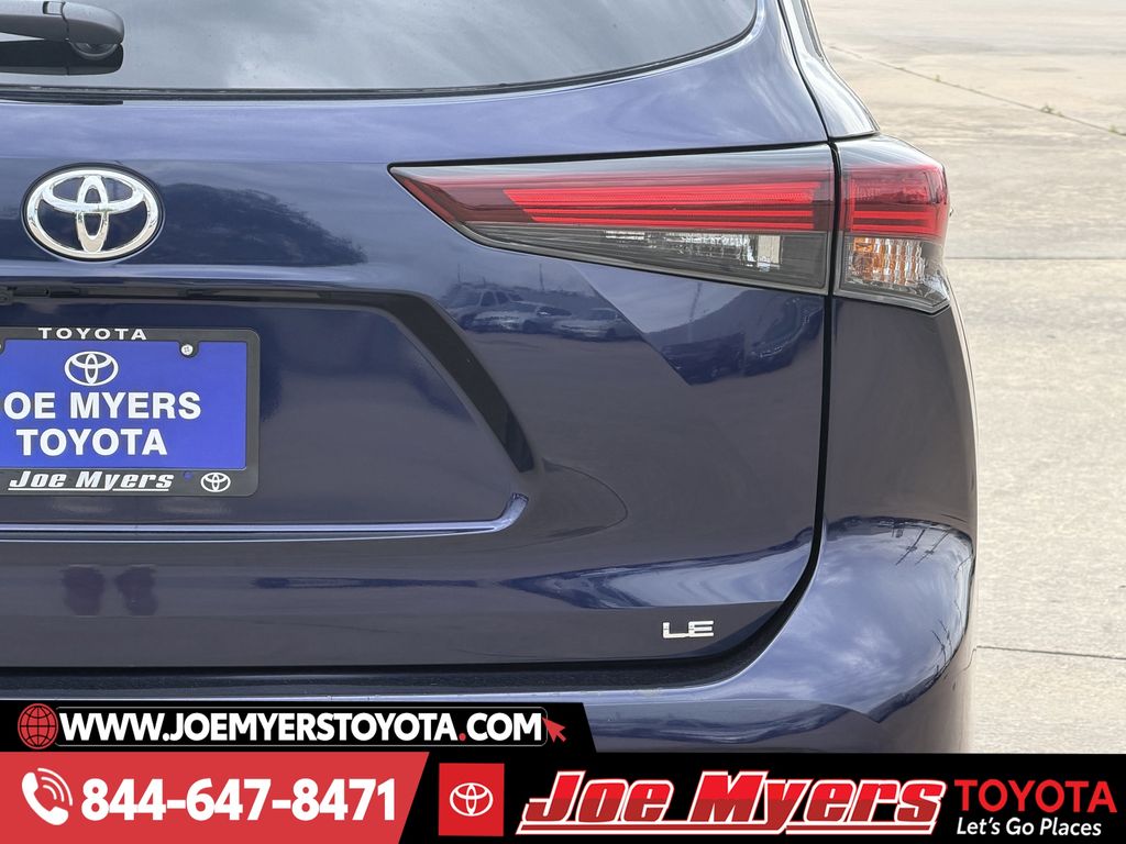 Used 2025 Blueprint Toyota LE image 9