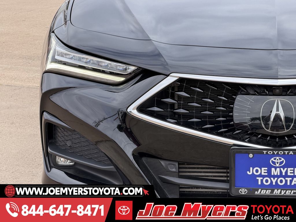Used 2023 Majestic Black Pearl Acura Advance image 5