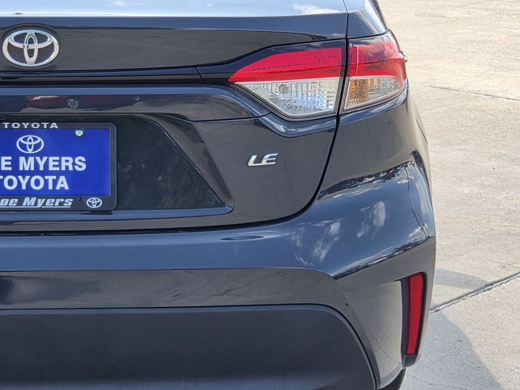Used 2025 Underground Toyota LE image 9