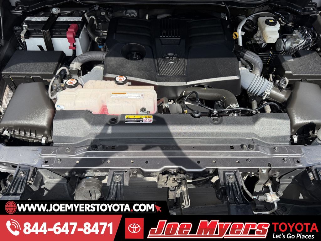 Used 2023 Gray Toyota SR5 image 31
