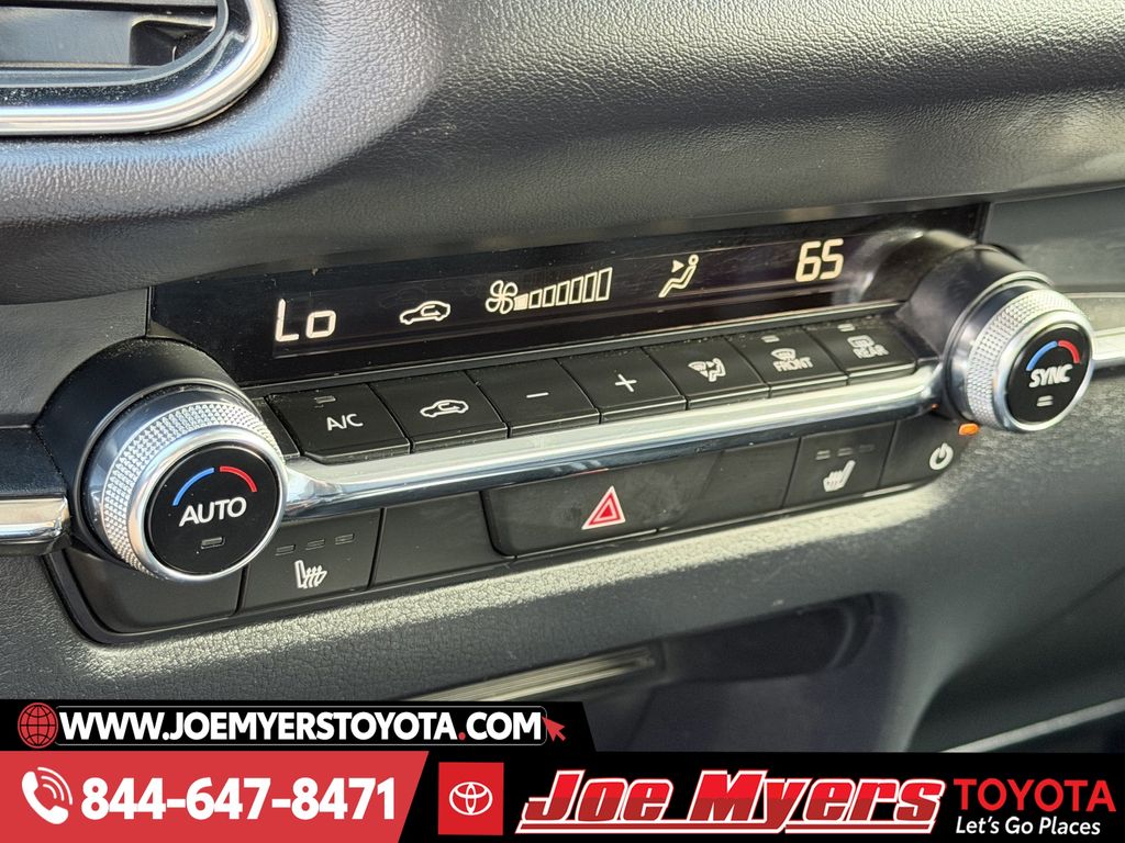 Used 2025 Snowflake White Pearl Mica Mazda 2.5 S Preferred Package image 20