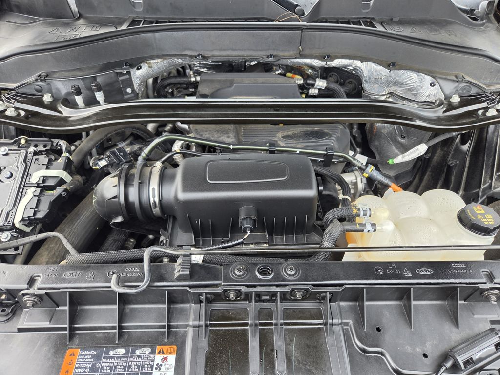 Used 2020 Black Metallic Ford Limited image 30