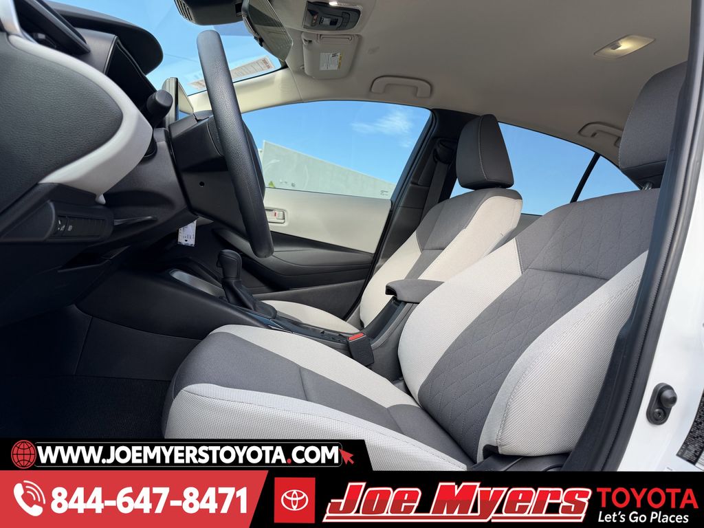 Used 2024 Ice Toyota LE image 26