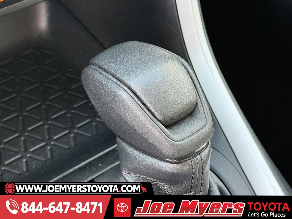 Used 2025 Silver Sky Metallic Toyota LE image 21