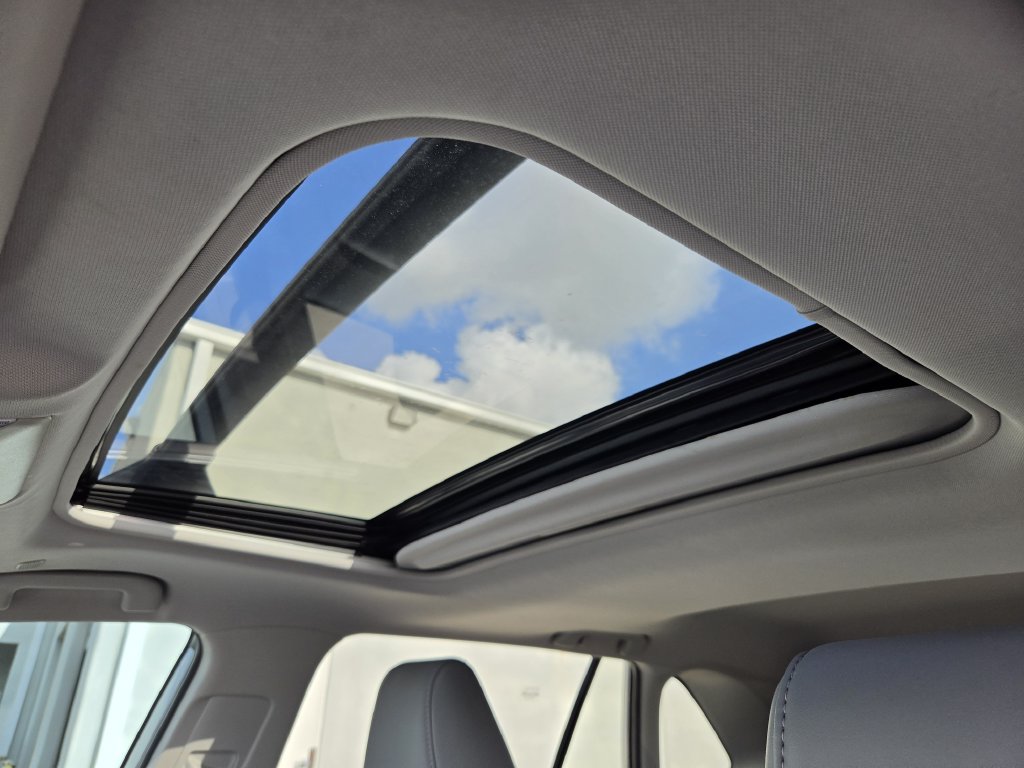 Used 2024 Silver Sky Metallic Toyota XLE Premium image 29