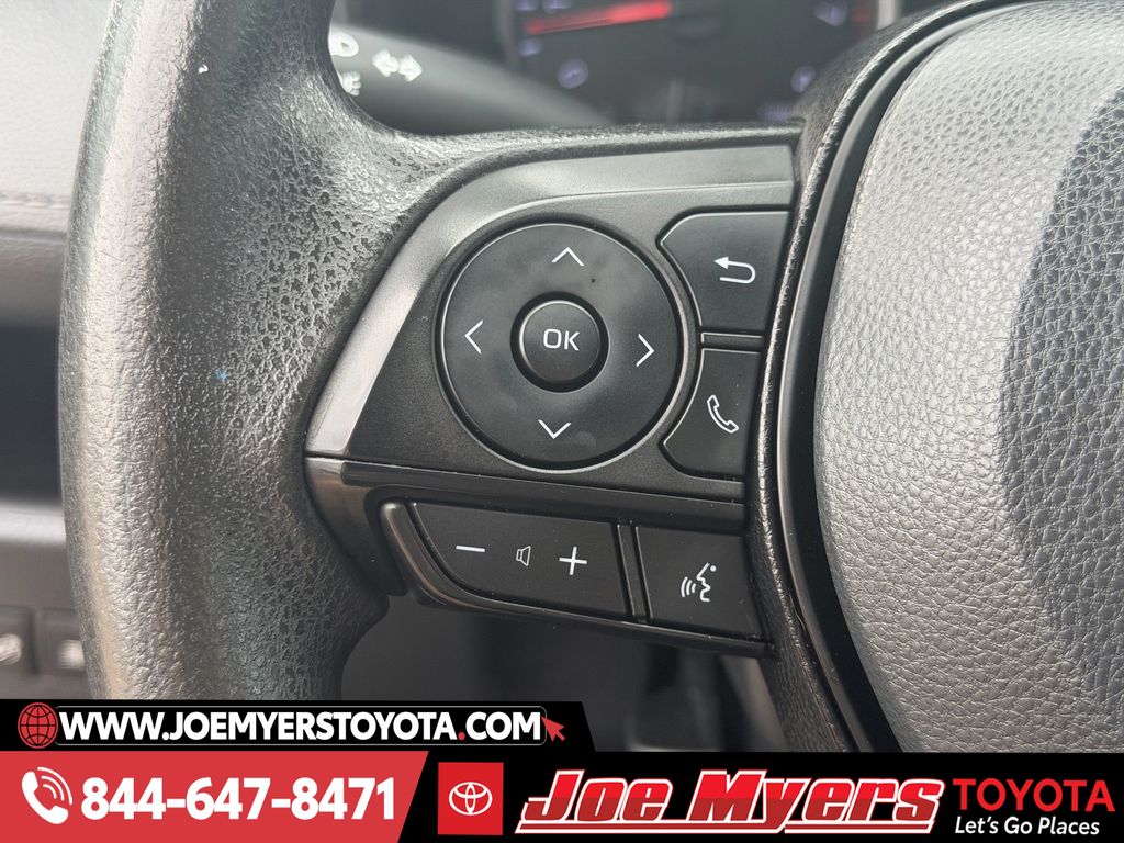 Used 2022 Magnetic Gray Metallic Toyota LE image 23