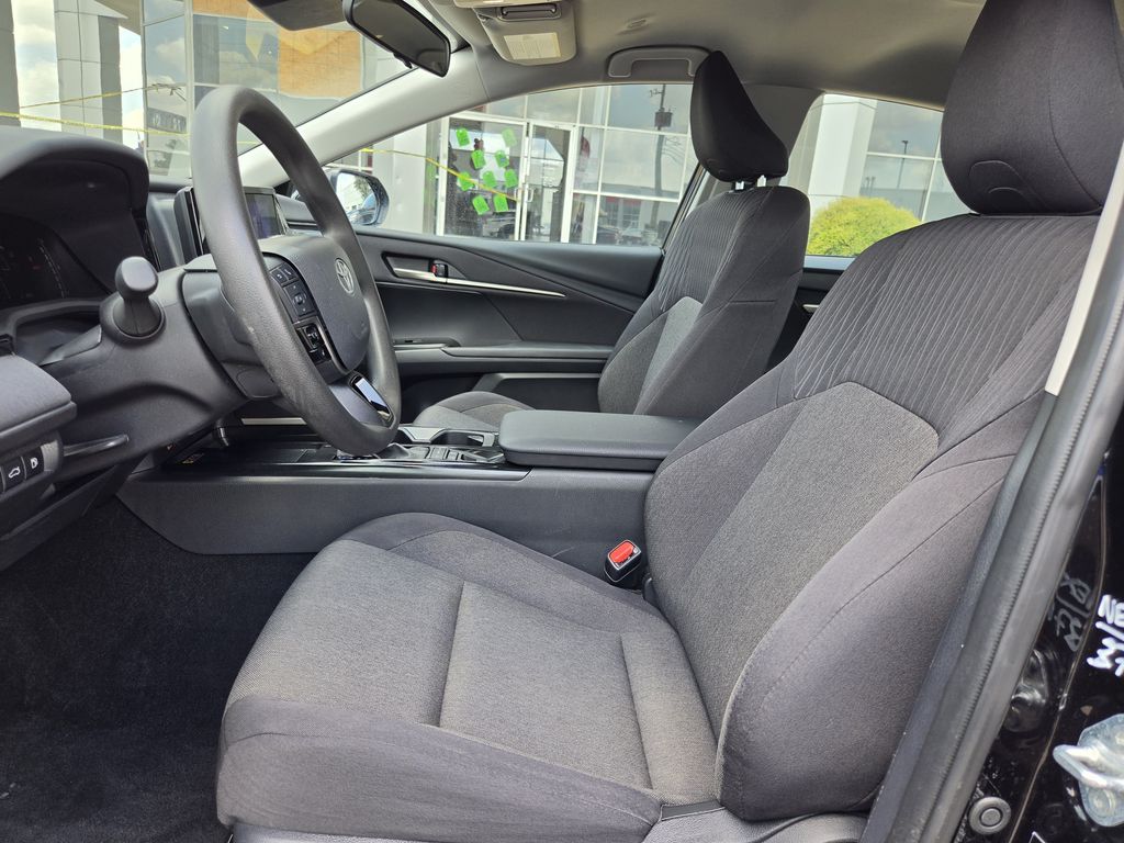 Used 2025 Midnight Black Metallic Toyota LE image 27