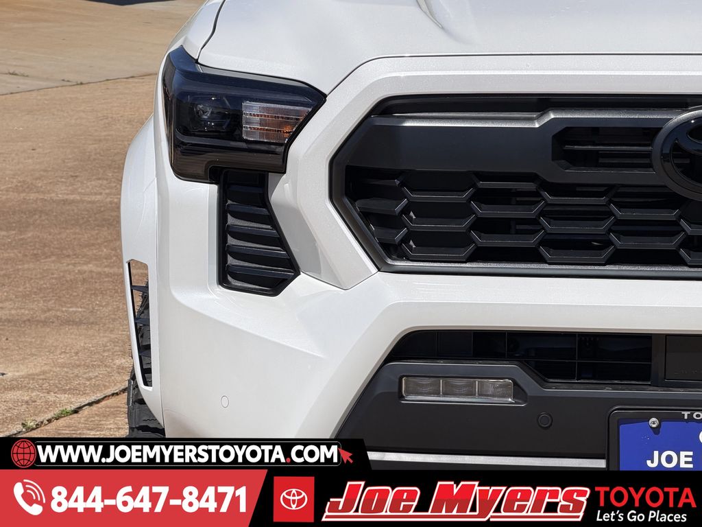 New 2026 Wind Chill Pear Toyota TRD Sport image 5