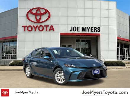 2025 Toyota Camry LE Sedan