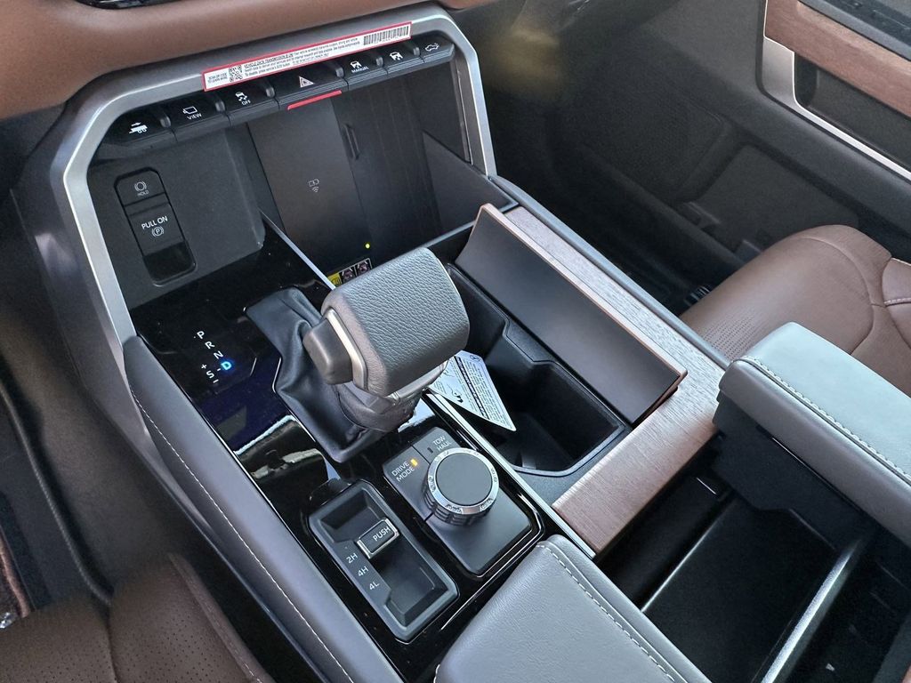 2025 Toyota Tundra 1794 Edition - Photo 14