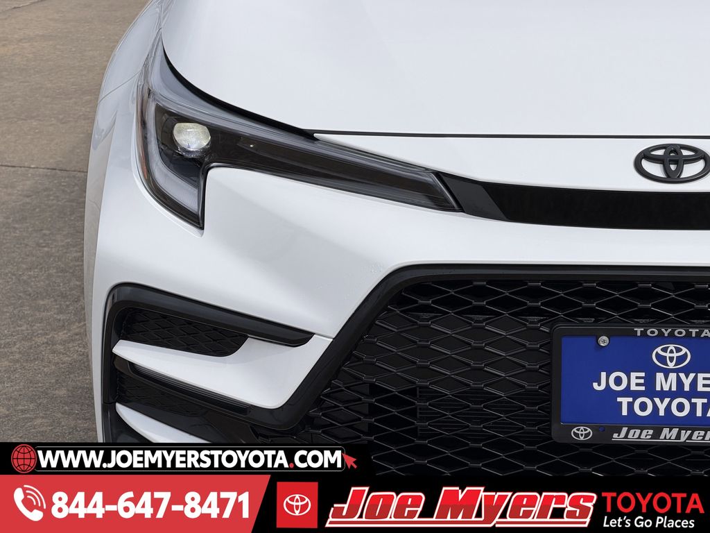 Certified Used 2026 Ice Cap Toyota SE image 5