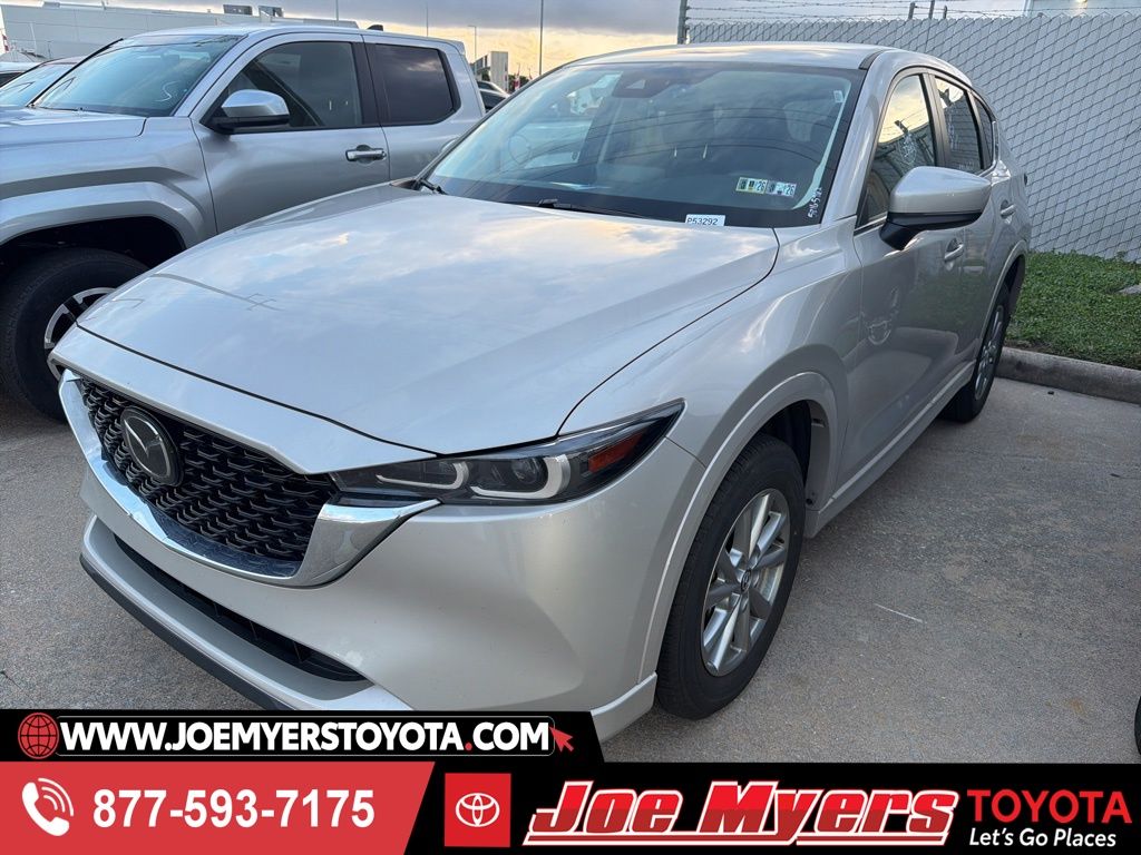 2025 Mazda CX-5 S Select Package Auto AWD's photo