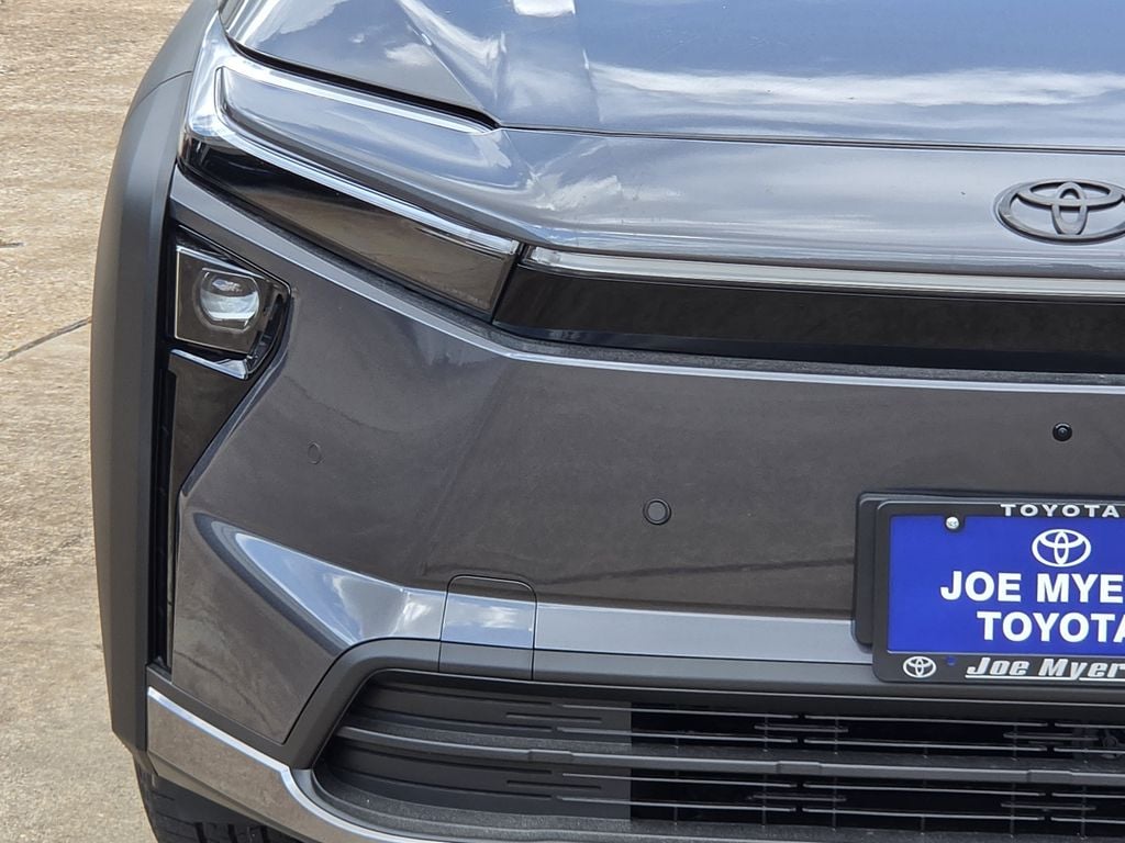 New 2026 Pavement Toyota Premium image 5