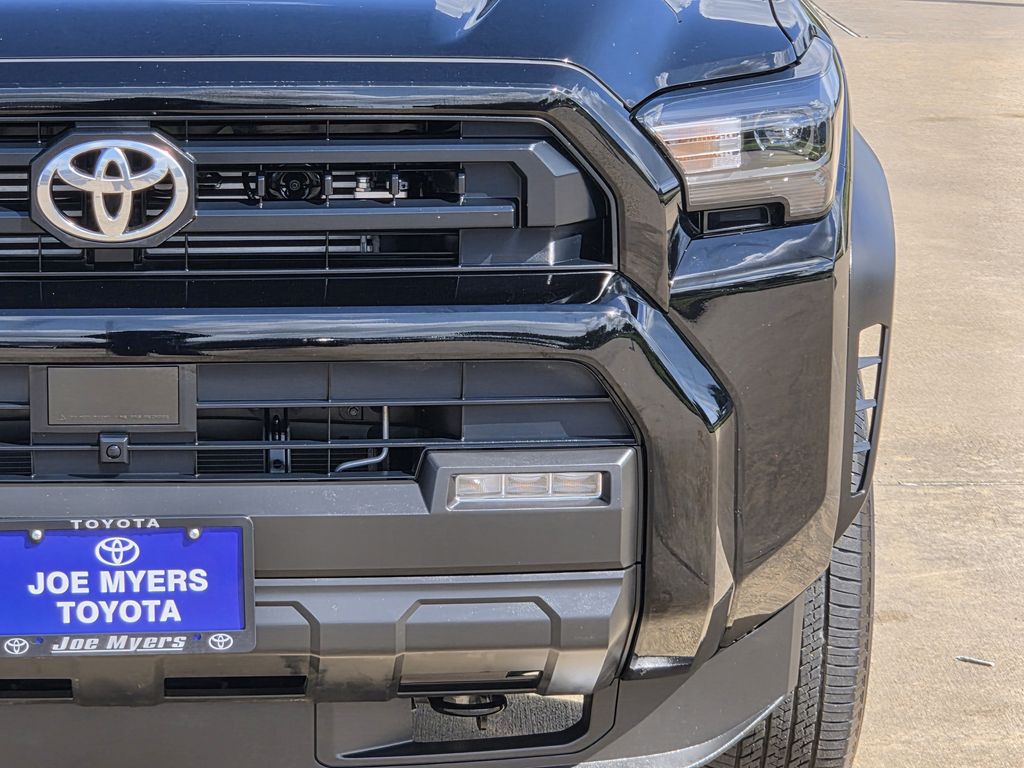 Used 2025 Silver Toyota SR5 image 4