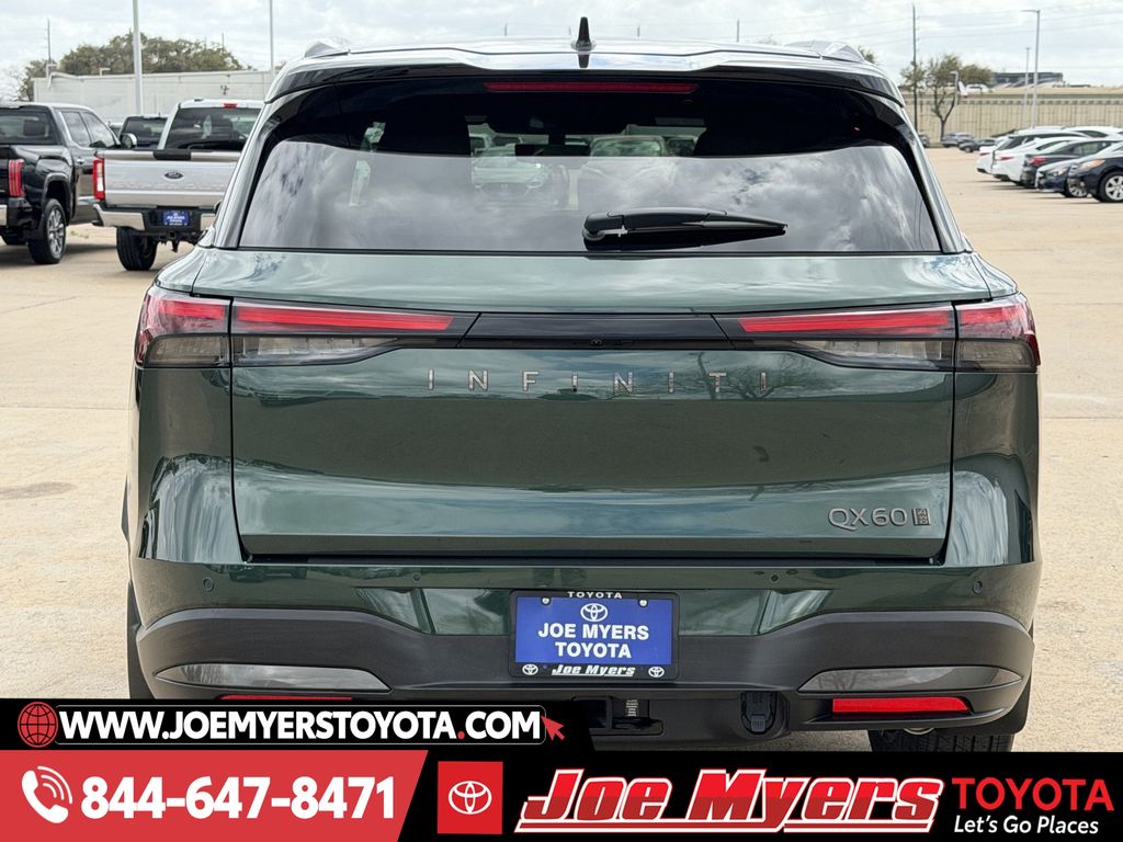 Used 2026 Deep Emerald Black Obsidian INFINITI Autograph image 8