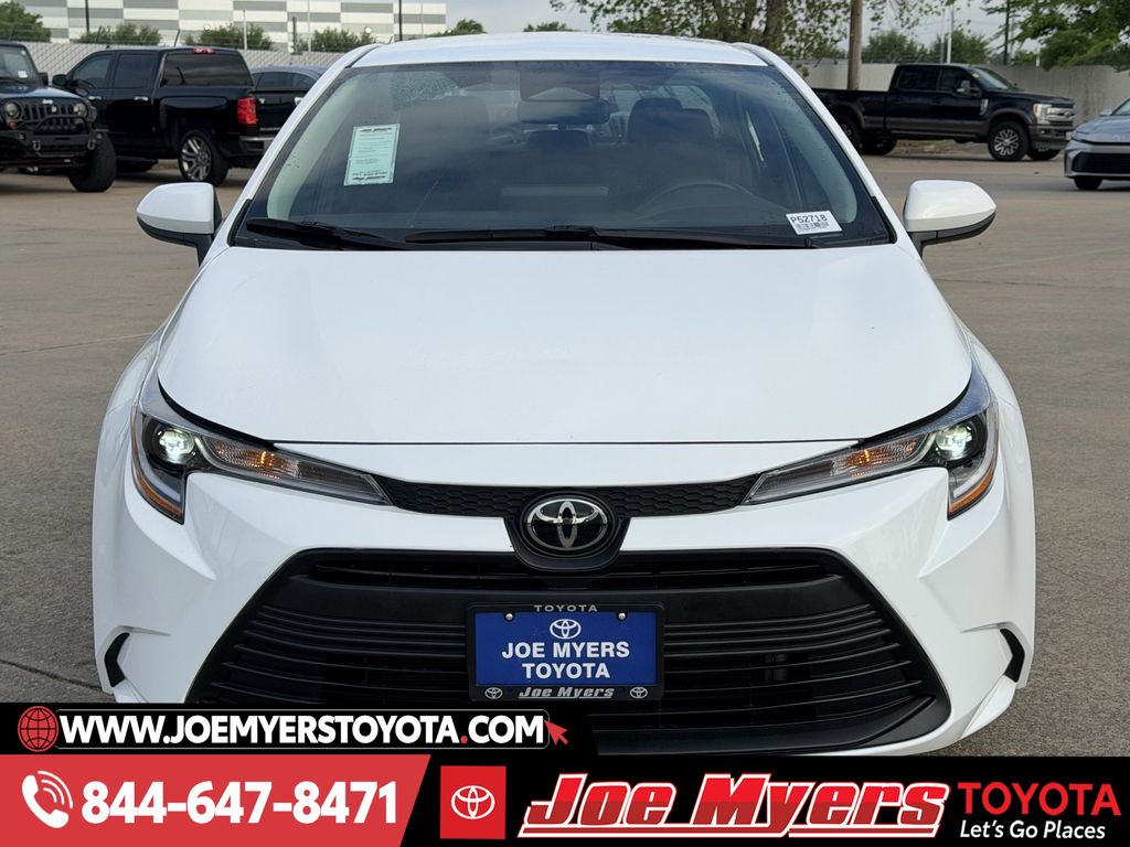 Used 2024 Ice Cap Toyota LE image 3