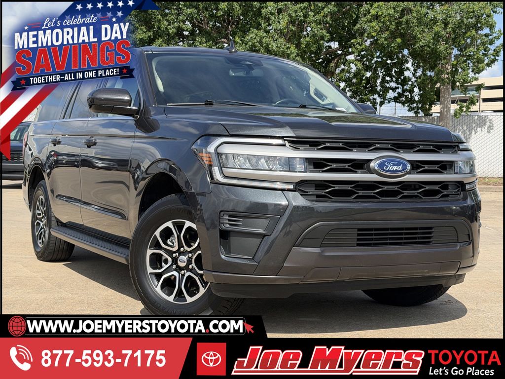 2024 Ford Expedition XLT MAX's photo