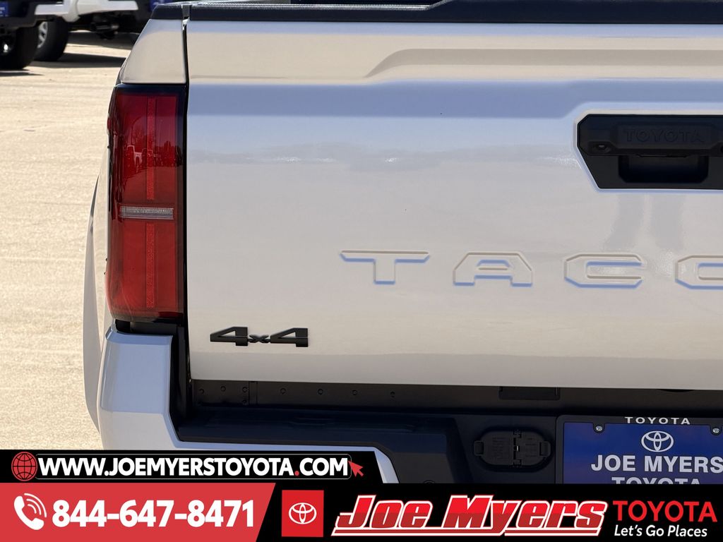 New 2026 Wind Chill Pear Toyota TRD Sport image 10