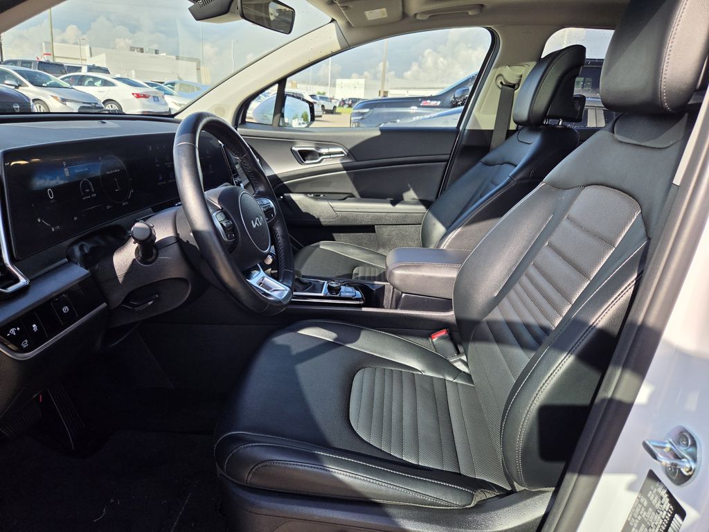 Used 2025 Glacial White Pearl Kia SX-Prestige image 26