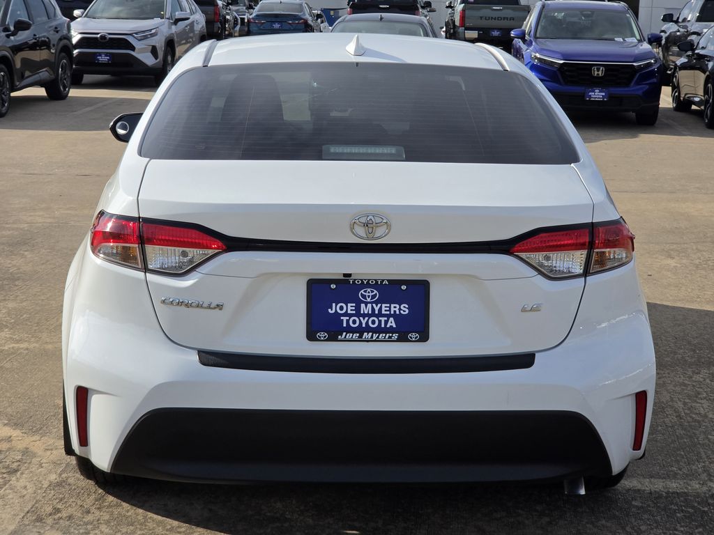 Used 2024 Ice Toyota LE image 8