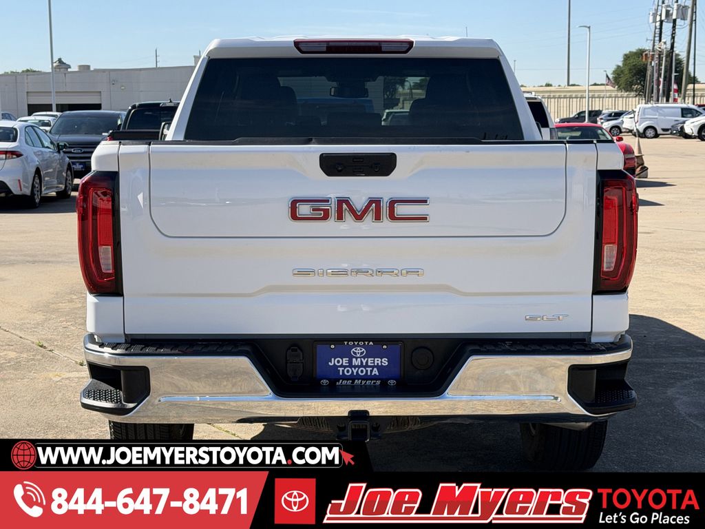 Used 2025 Summit White GMC SLT image 8