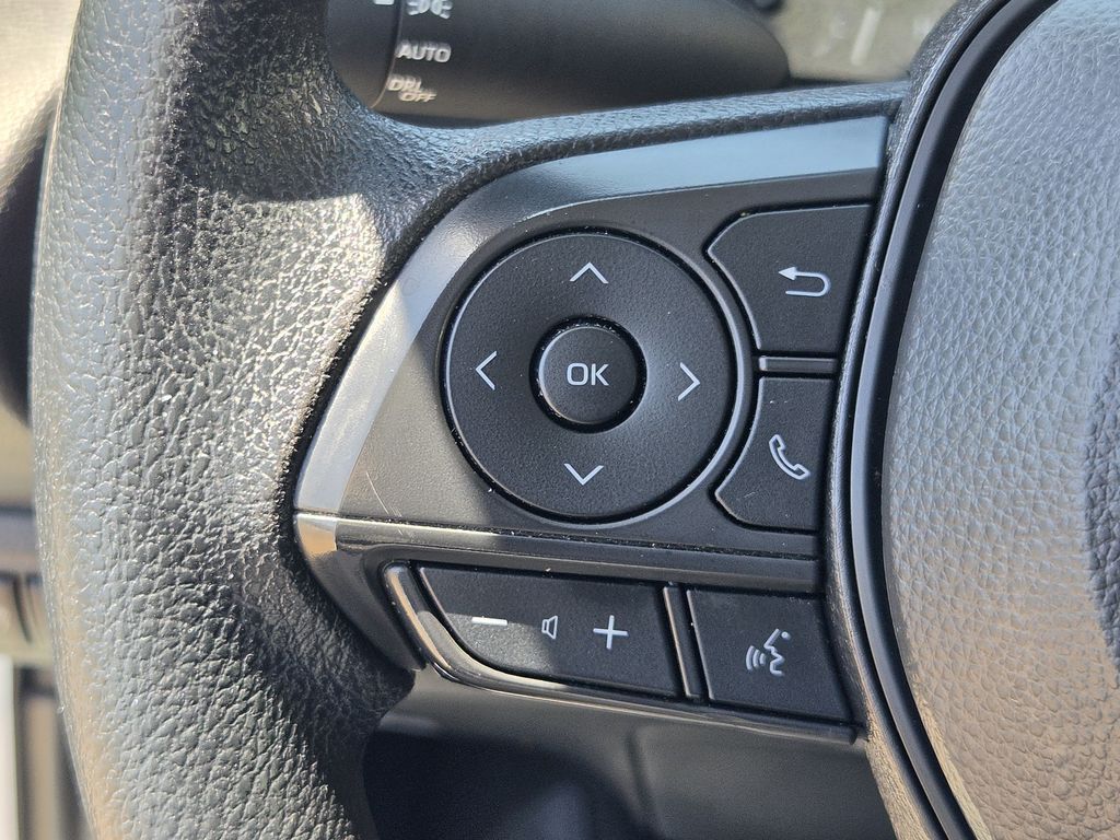 Used 2025 Ice Toyota LE image 23