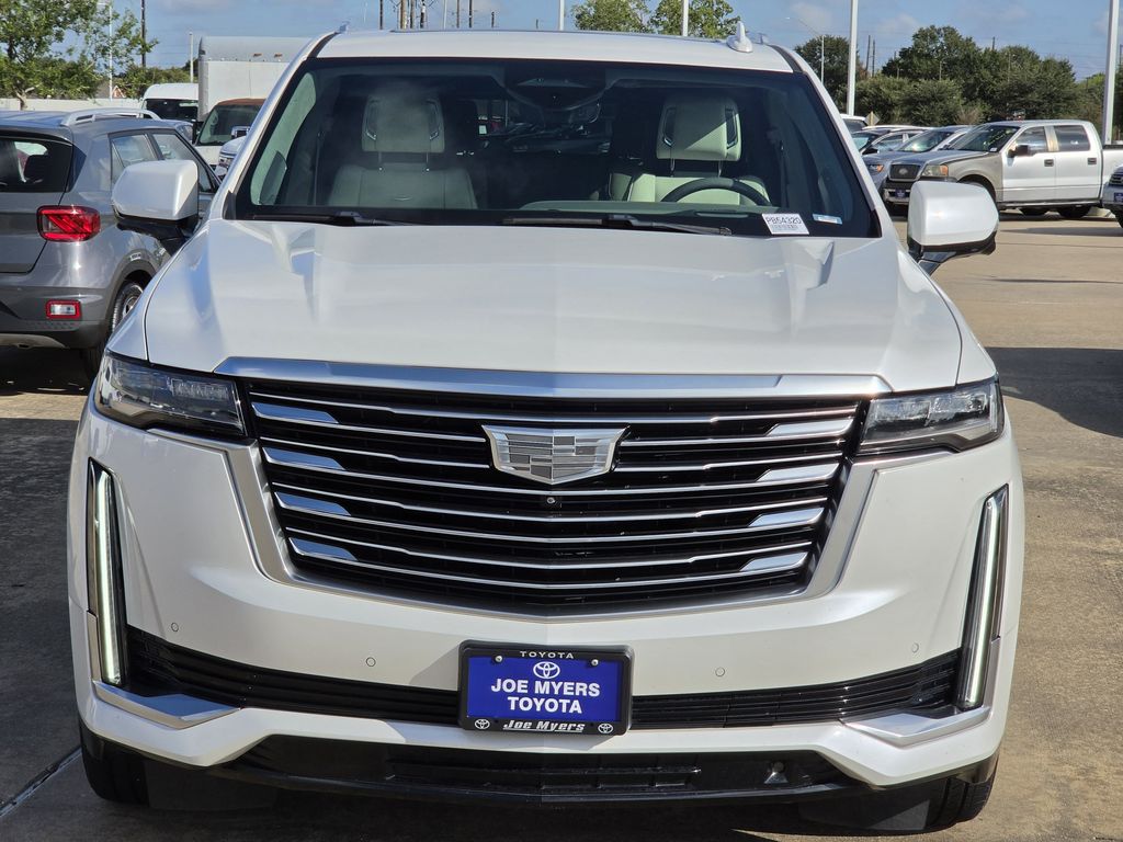 Used 2022 Crystal White Tricoat Cadillac Premium Luxury Platinum image 3