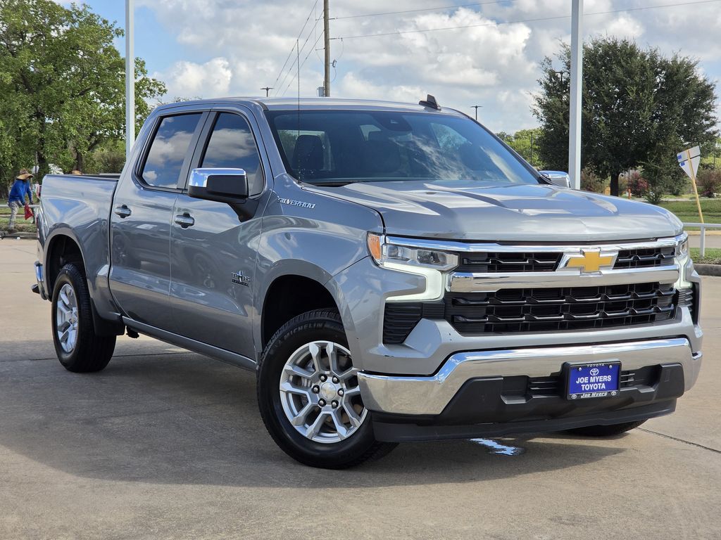 Used 2024 Sterling Gray Metallic Chevrolet LT image 2