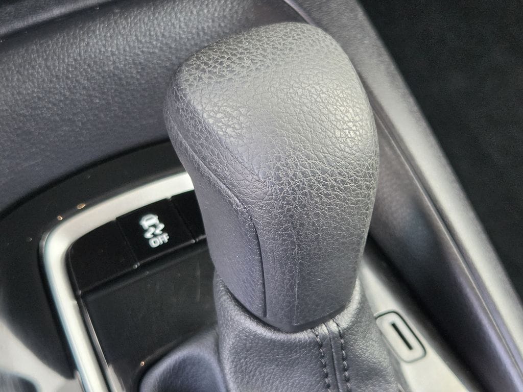 Used 2026 Ice Toyota LE image 20