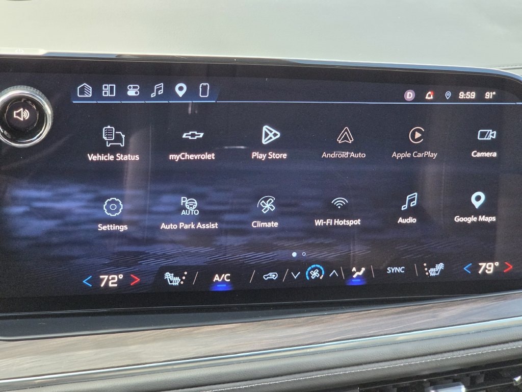 Used 2025 Black Chevrolet LT image 17
