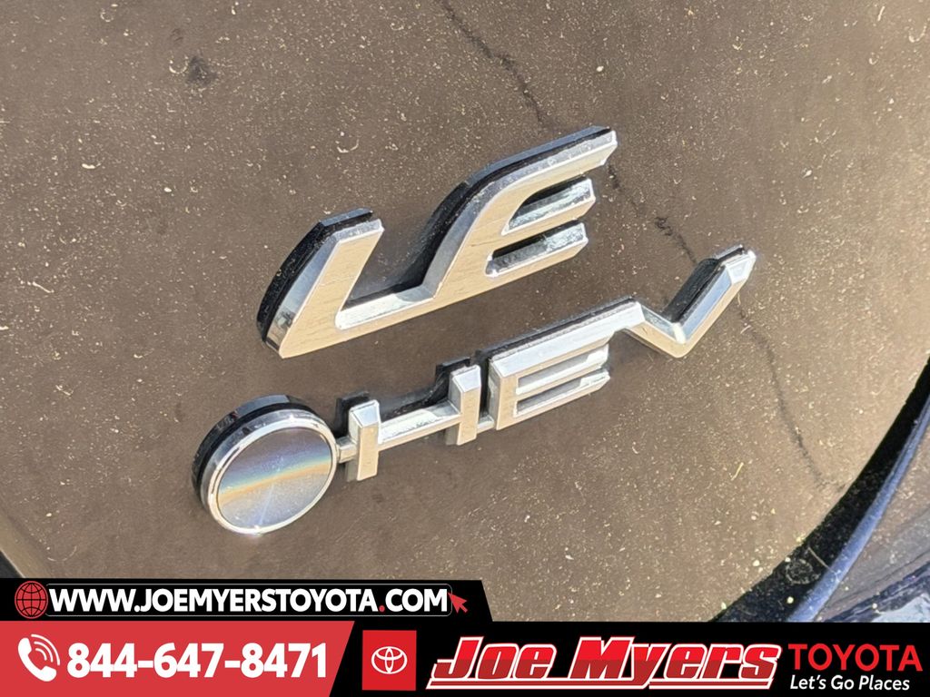 Used 2025 Blueprint Toyota LE image 11