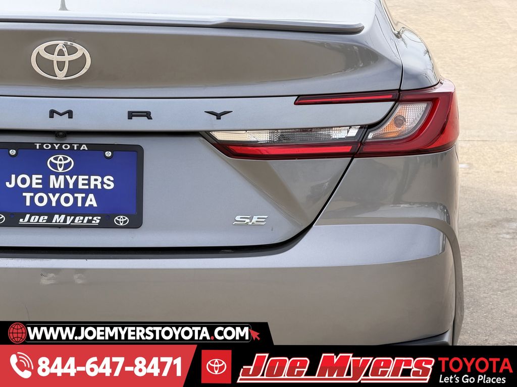 Used 2025 Heavy Metal Toyota SE image 9