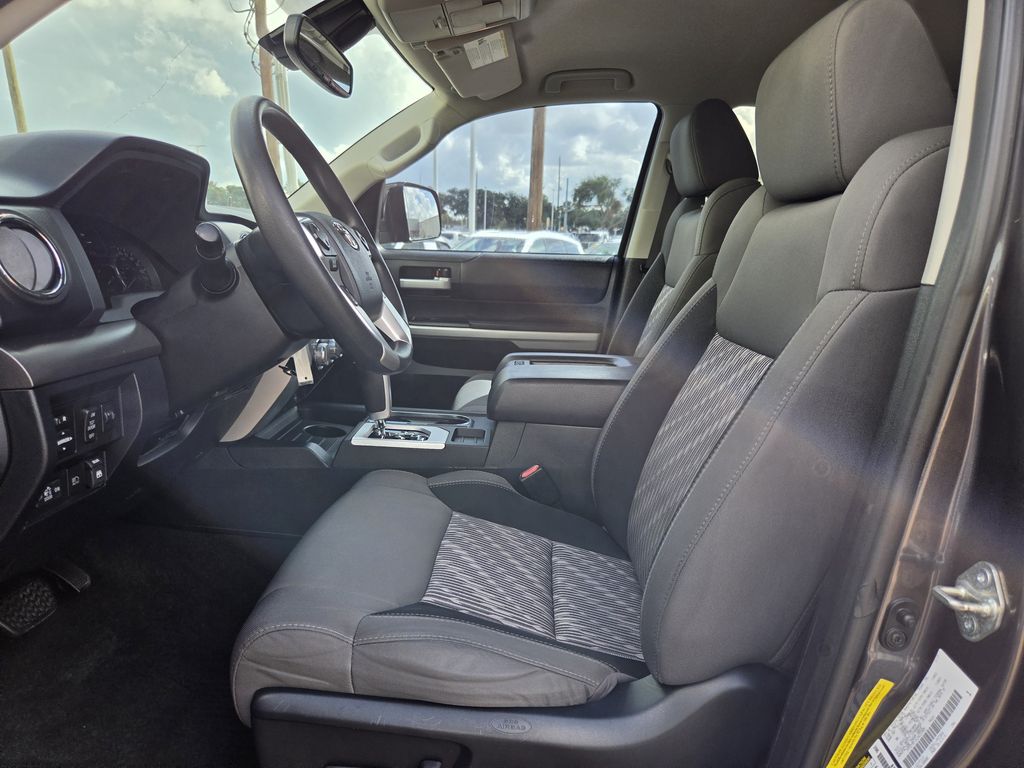 Used 2018 Magnetic Gray Metallic Toyota SR5 image 25