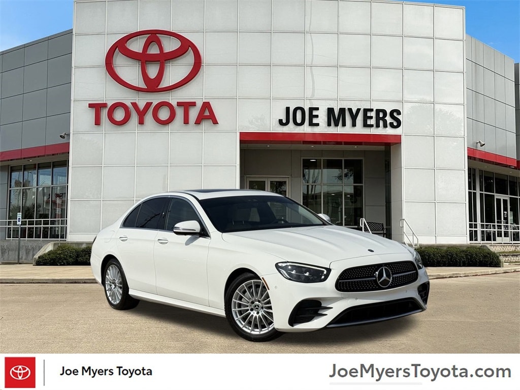 2021 Mercedes-Benz E-Class E350's photo